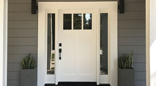 vinyl extdoor feature